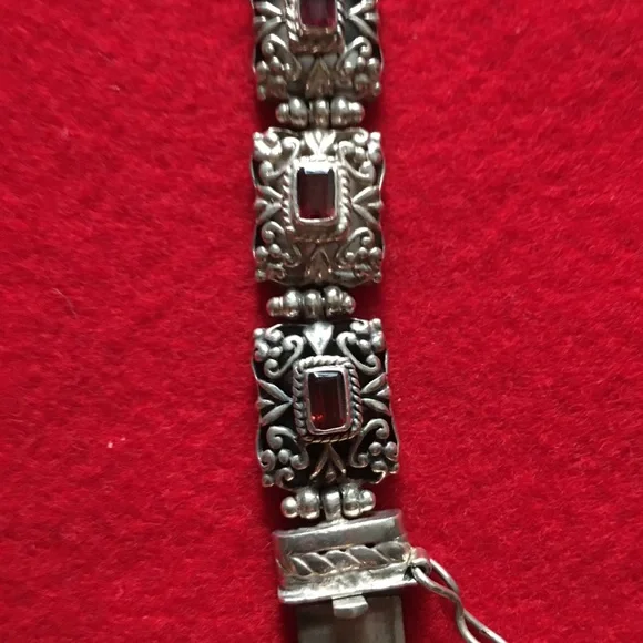 AF 925 silver & square cut garnet filigree bracelet - Picture 4 of 11
